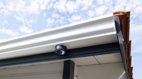 Cost of Seamless Gutters Installation in Duluth